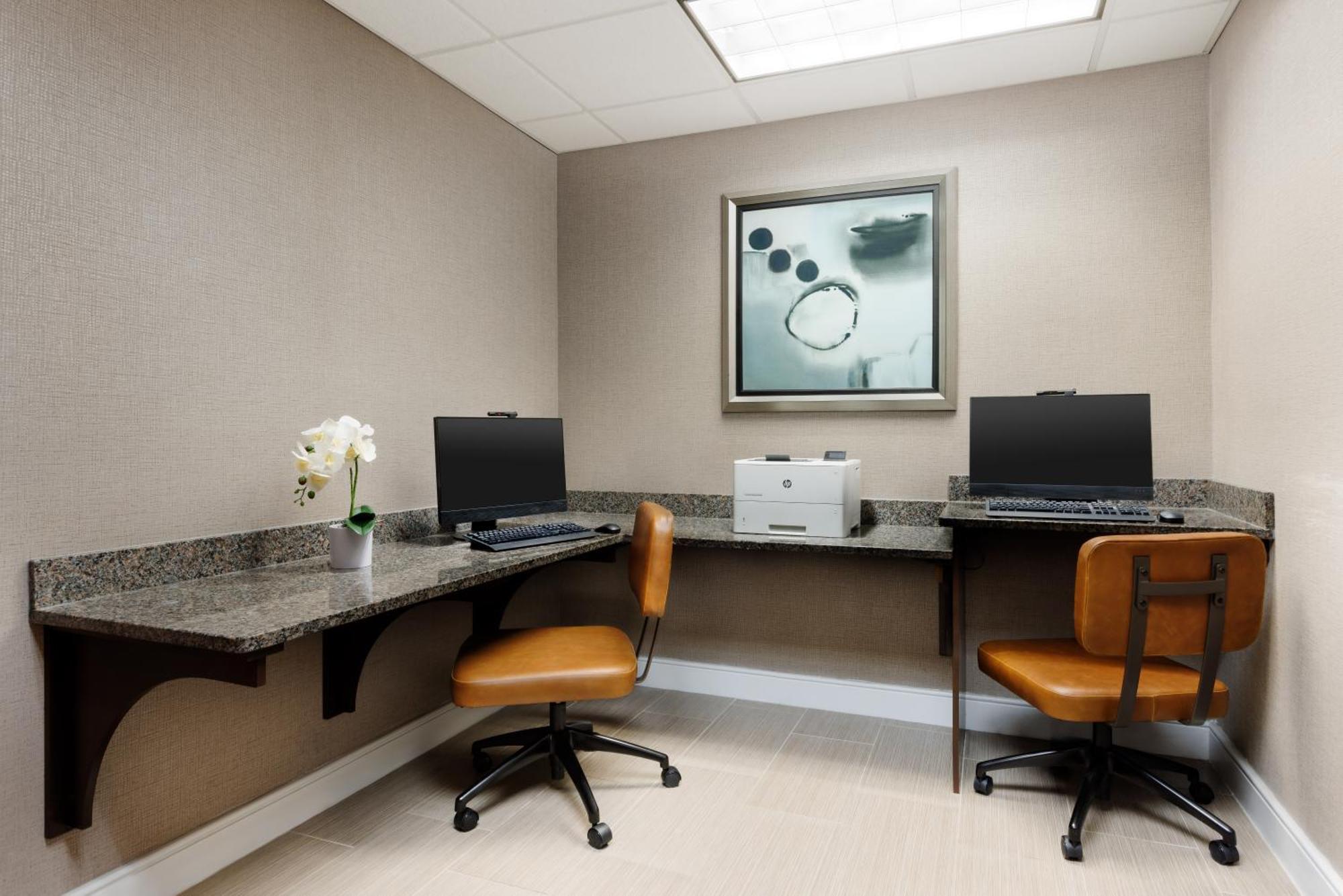 Homewood Suites By Hilton Портсмут Екстериор снимка