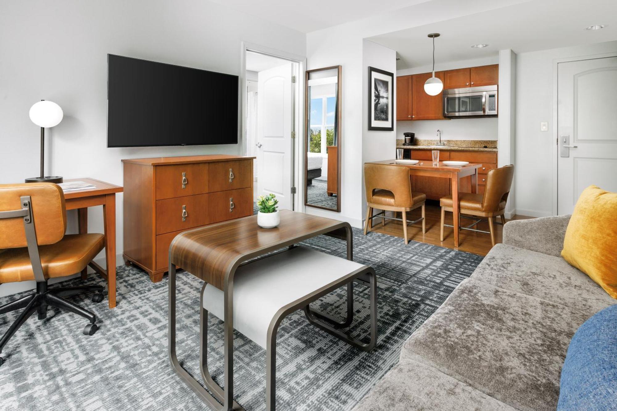 Homewood Suites By Hilton Портсмут Екстериор снимка