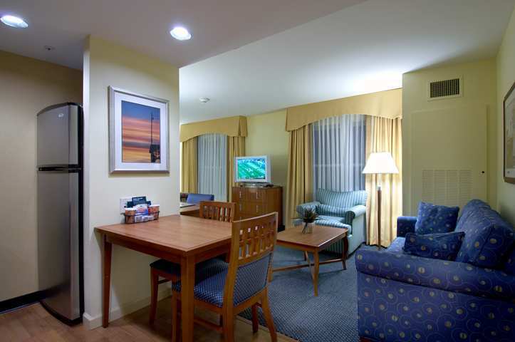 Homewood Suites By Hilton Портсмут Стая снимка